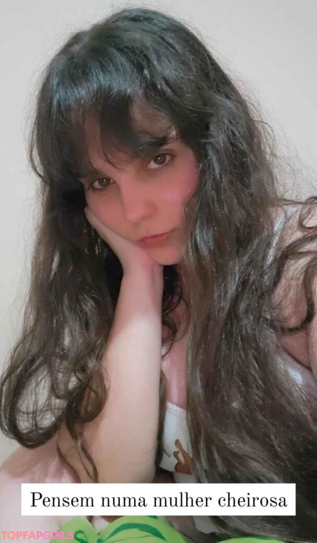 Laysa Meroto star nude picture
