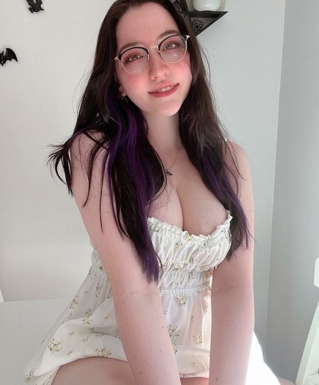 Maydarlingx adult actress img