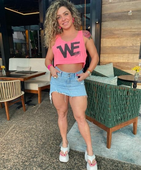 Fabiola Oliveira star erotic photos