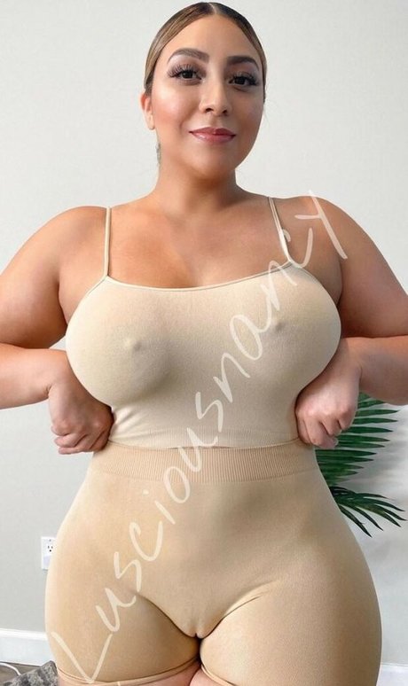 lusciousnancy model top photo