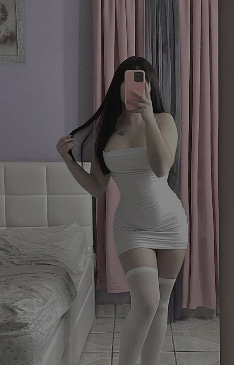 Genesis Cruz star best photos