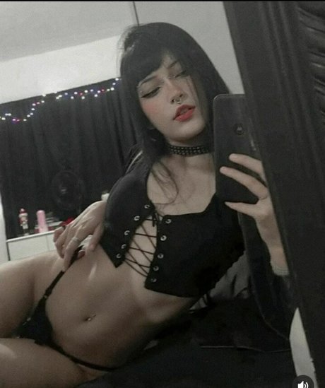 nebulaee_ top actress pics