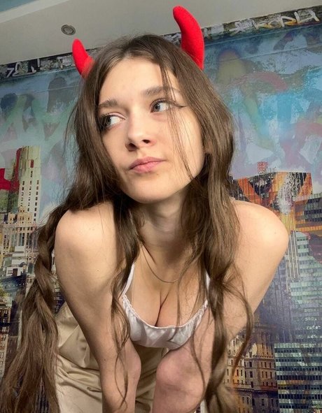 willa wilkins_ pretty actress photos