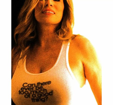 Alexa Andrews hd pornstar img