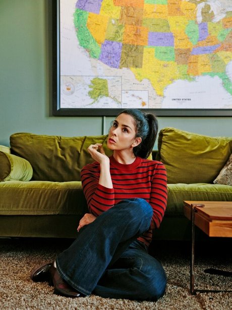 Sarah Silverman nude star img