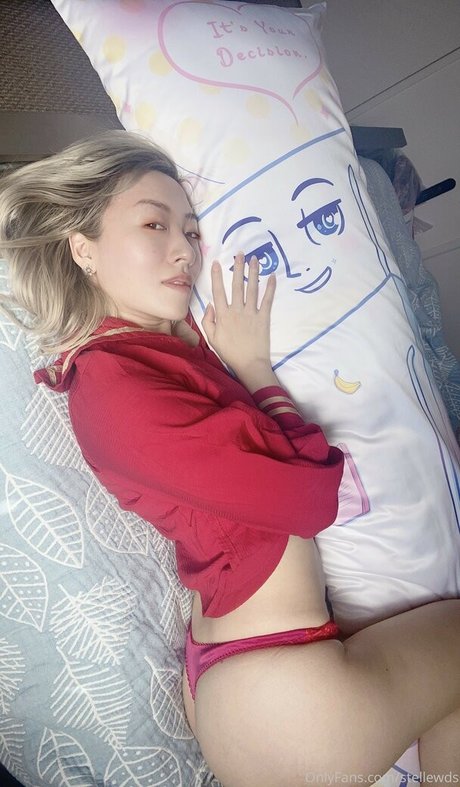 Stella Chu model pornographic images