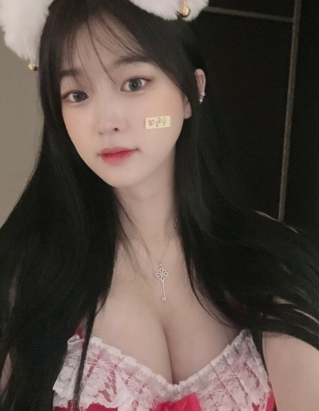 Moonwol0614 pornographic actress photos