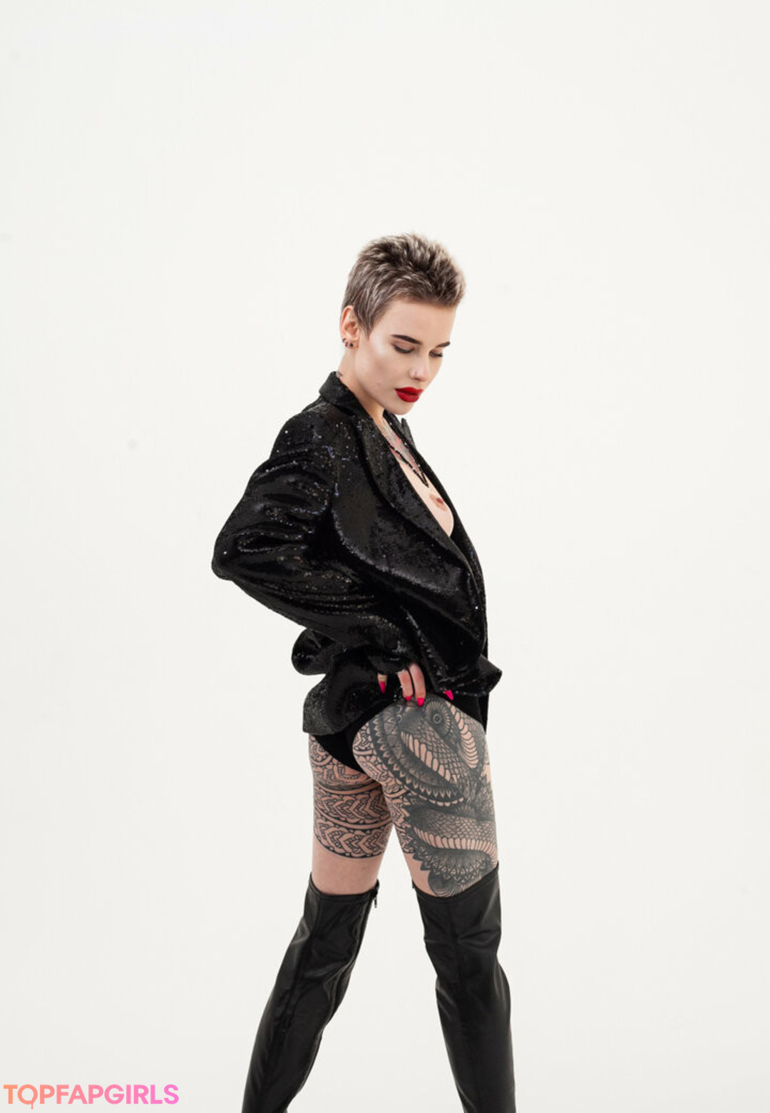 teen shemale onlyfans free naked photos