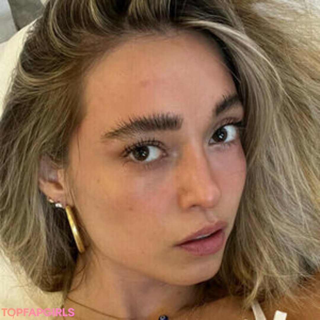 Larissa Schot top pornstar gallery