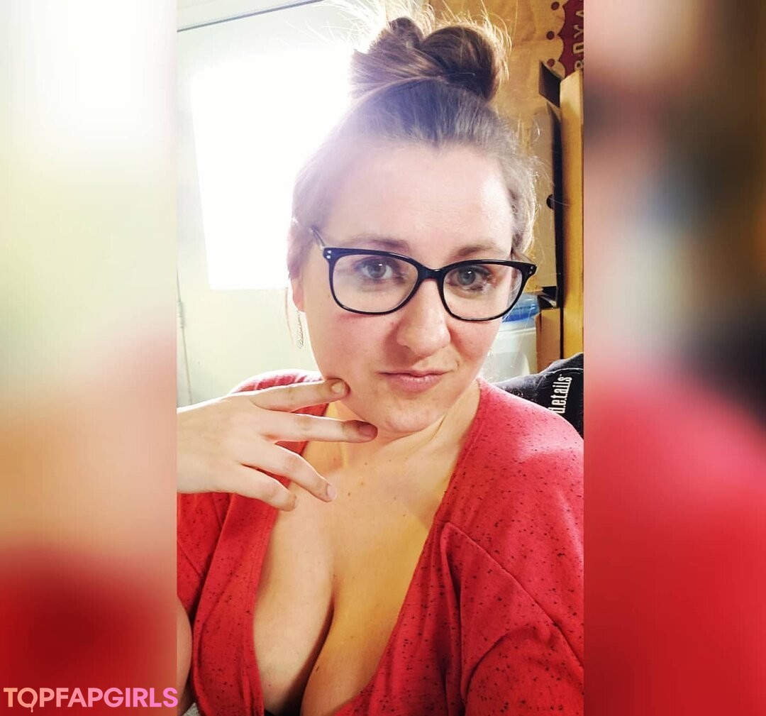 Caityy Cakesss beautiful model galleries