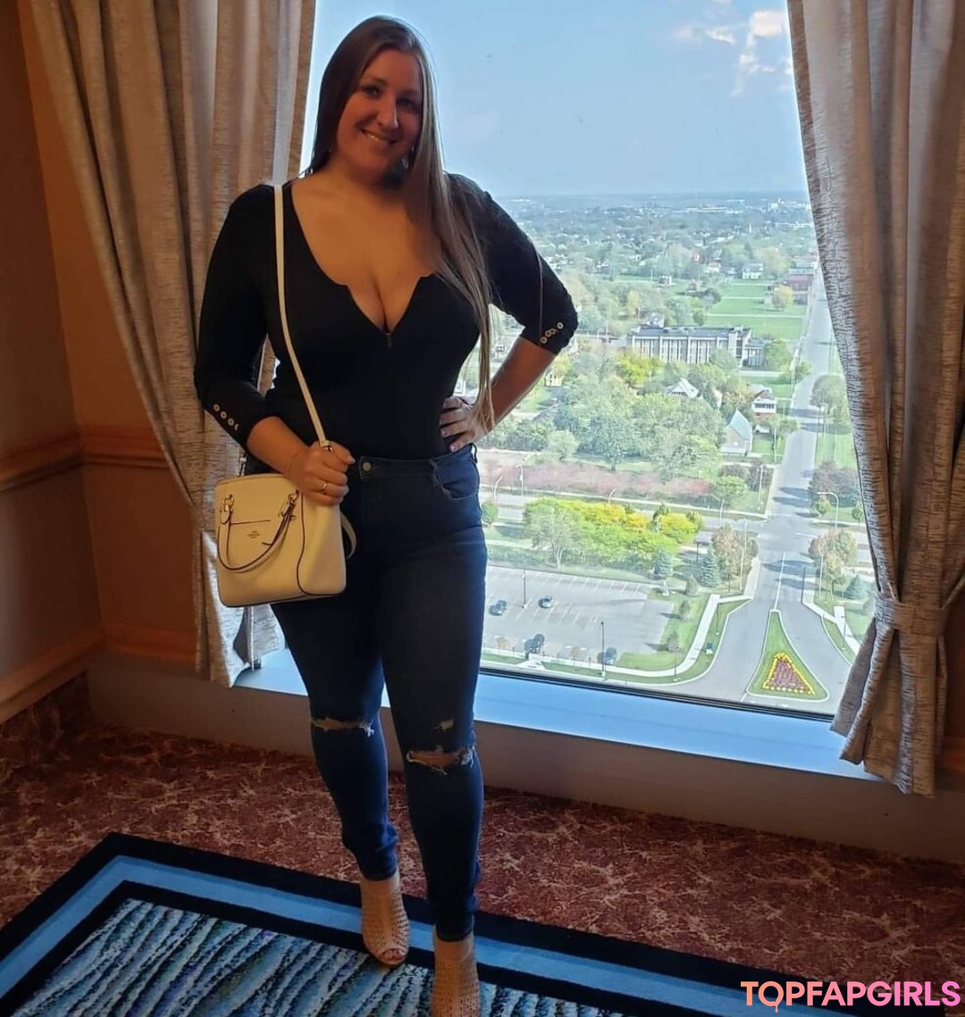 Caityy Cakesss star nudes images