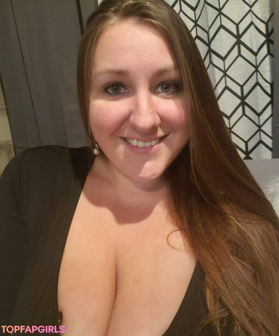 Caityy Cakesss erotic actress pictures