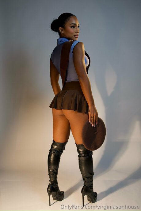 FitBabeXOXO pornographic actress pic