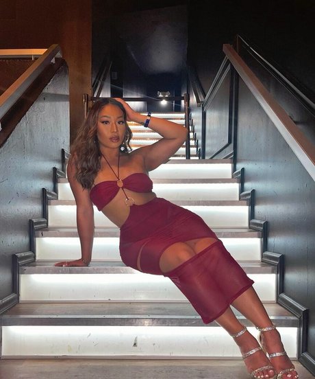 Kimberly Nguyen naked star pictures