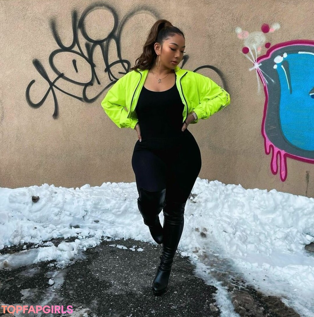 college student onlyfans pornographic pics