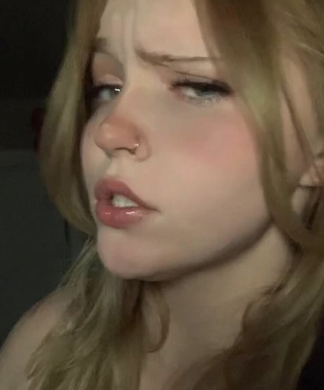 lesbian strapon onlyfans nudes images