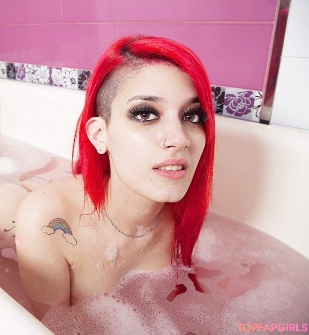 Niniah Wolfy pornstar best photo
