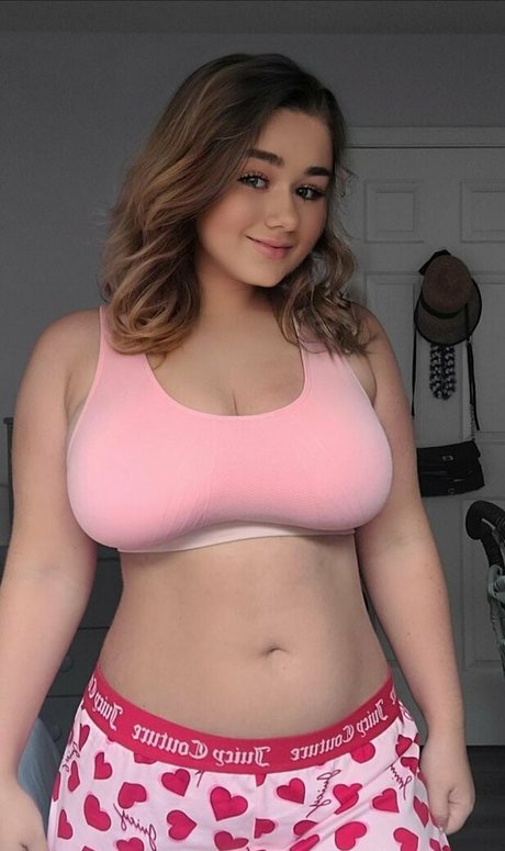 Lillie Mae nice actress photos