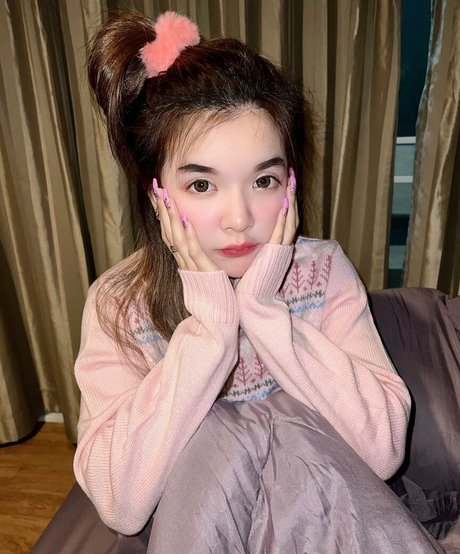 girlfriend onlyfans porn image