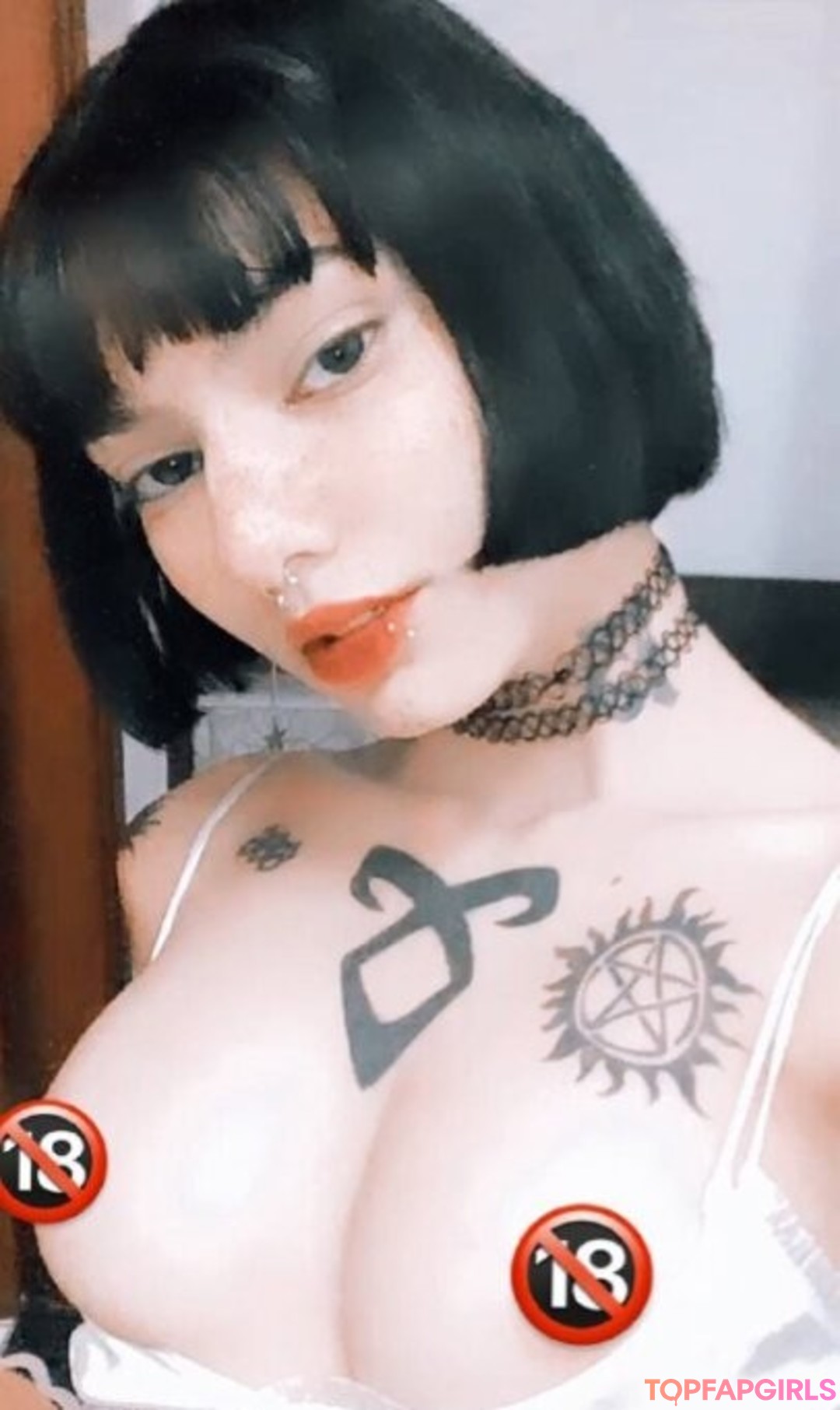 Coraline666 hot actress images