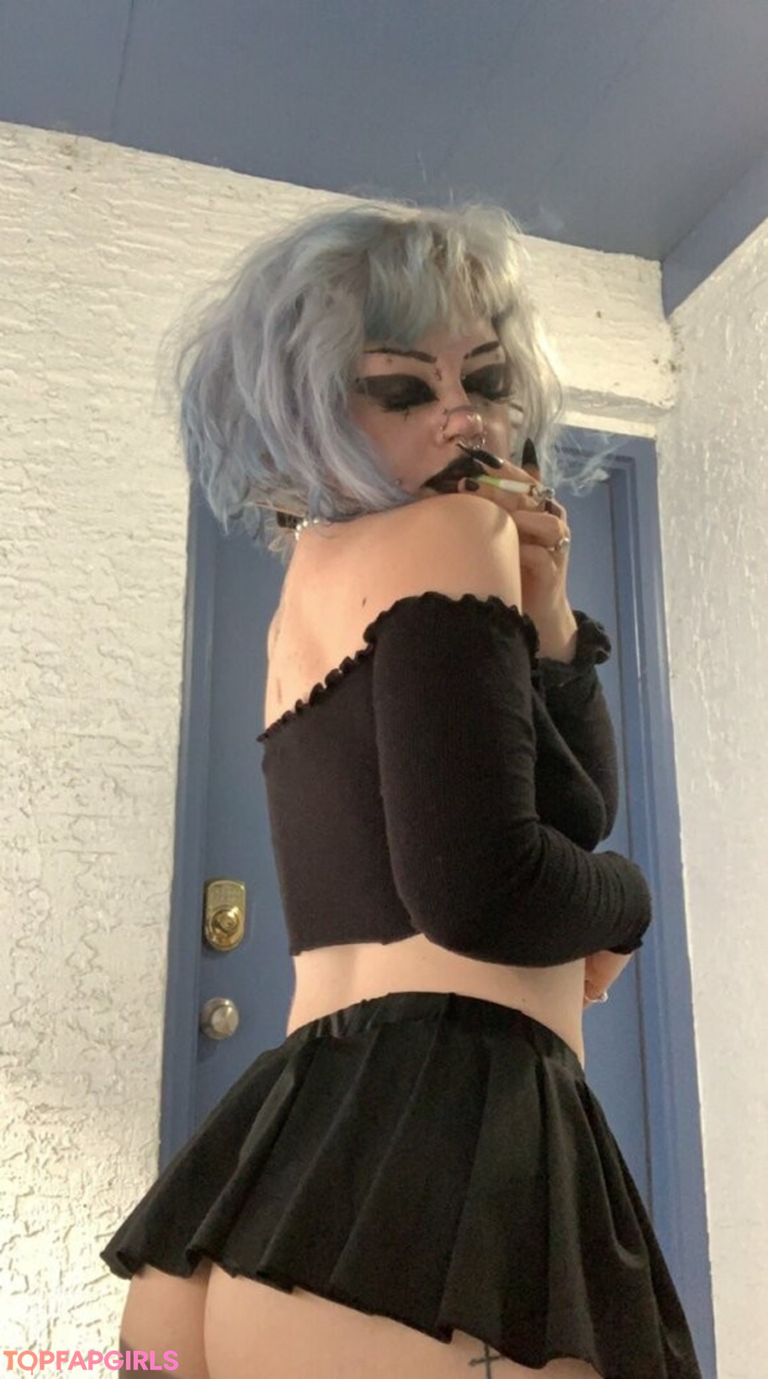 Fvckd011 nude actress picture