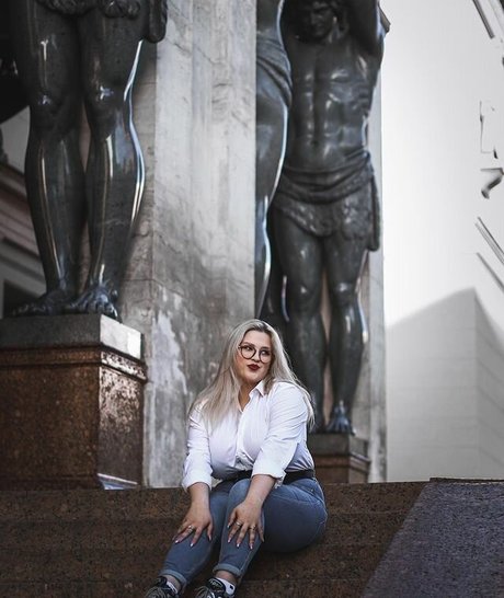 Julia Chegodar porn star pictures