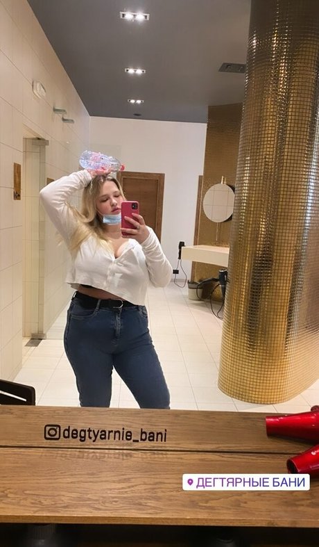 Julia Chegodar exclusive pornstar img