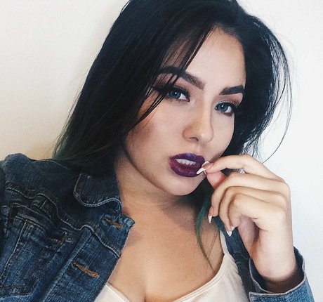 tiny onlyfans top images