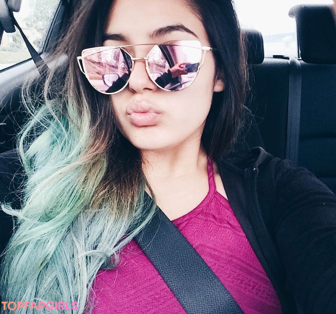 outside onlyfans free sexy pic
