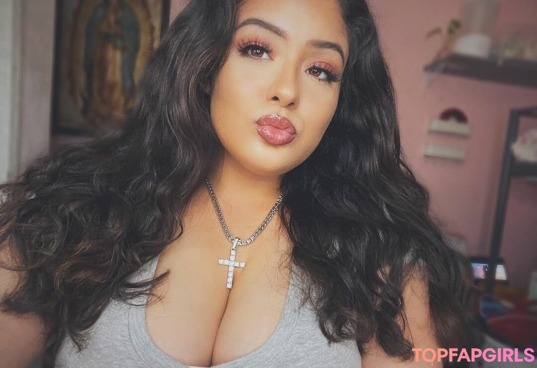 Esmeralda Quintero top profile image