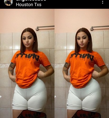 Txmia26 IG pornstar naked pictures