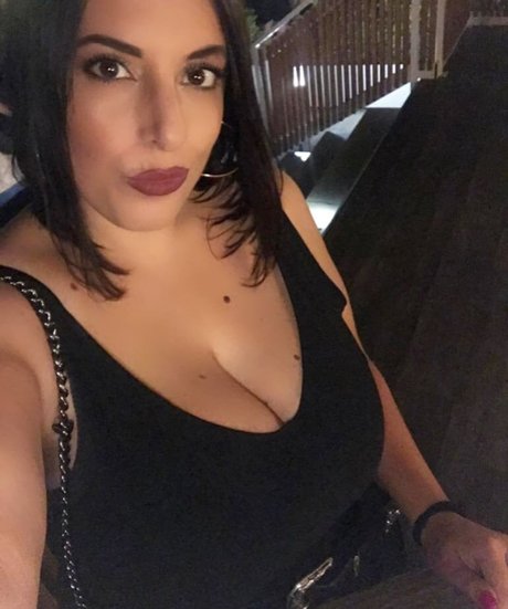 Valeria Vela star free pic