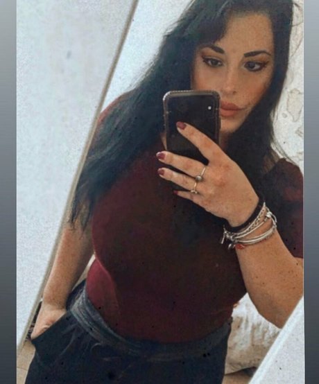 Valeria Vela pretty pornstar galleries