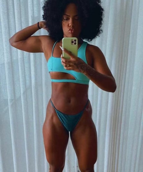 Marvvila star art photo