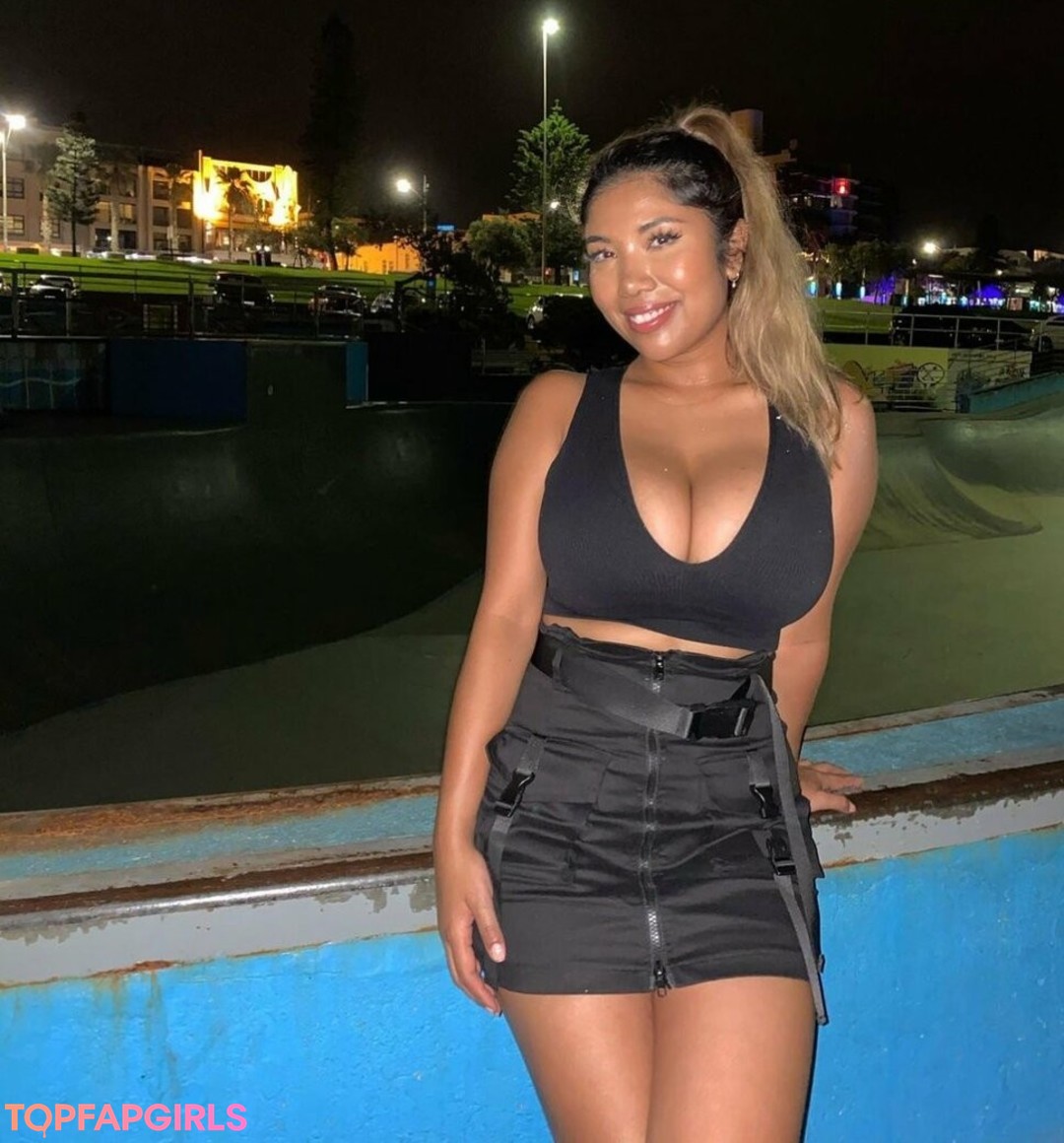 Sml Prsn pornstar nice photo