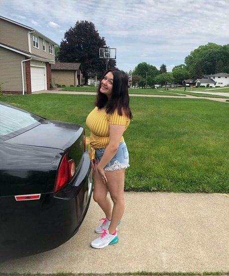 Shayla Ceccardi model adult pics