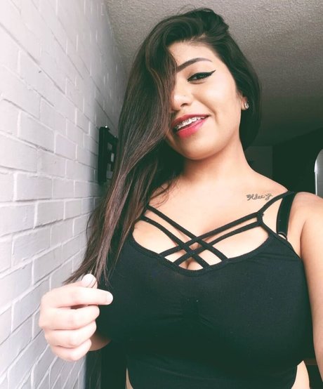 naked yoga onlyfans naked pic