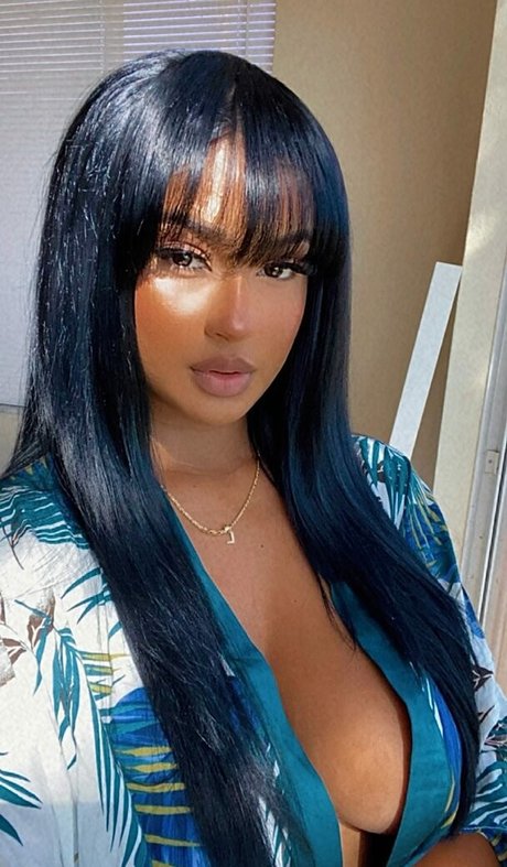 Lucero Crystal model nudes picture