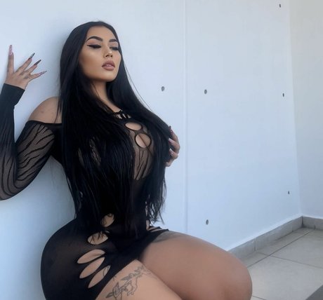 Michbaezoficial star nude archive