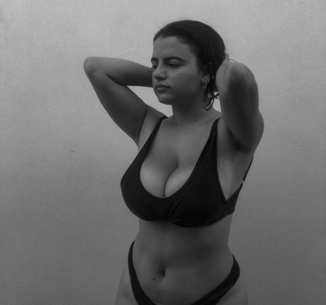 Antonela Tomatis sex model galleries