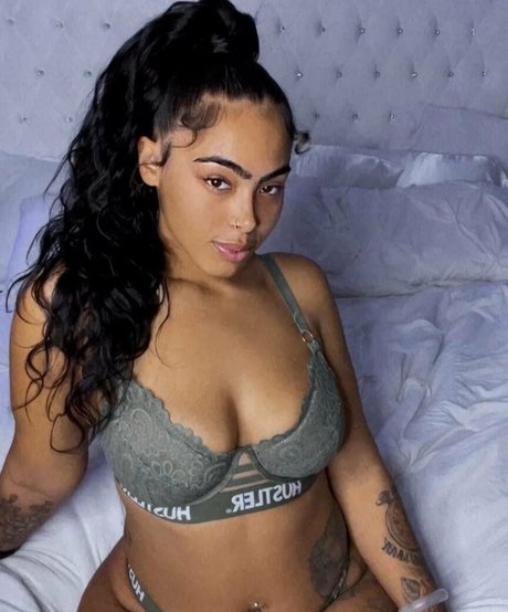 _shebecrazy pornographic model gallery