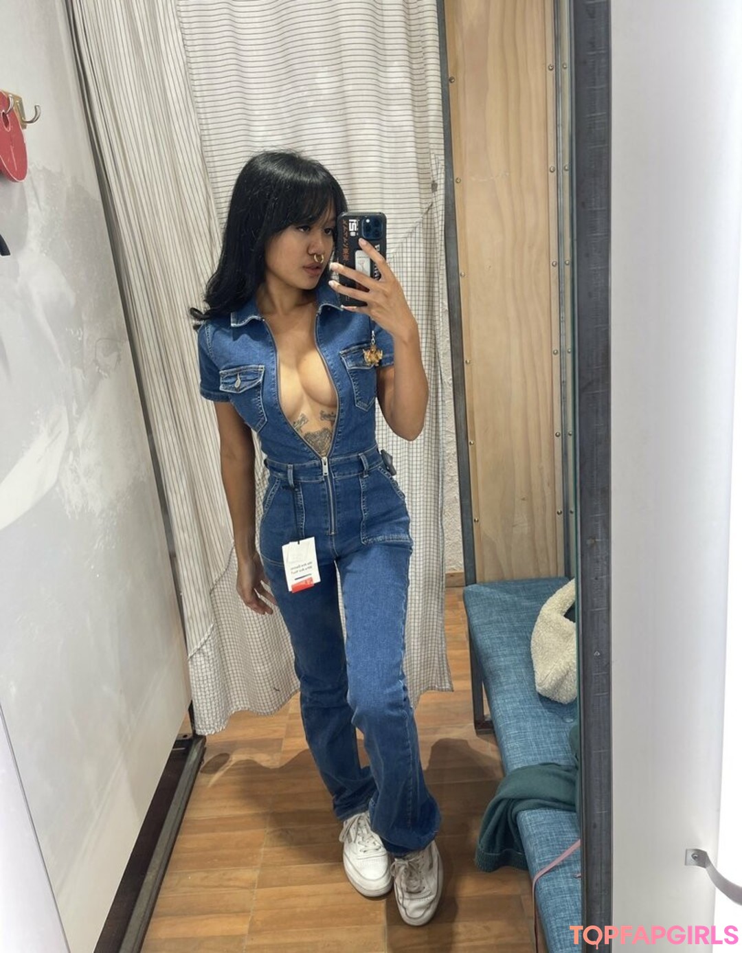 white shemale onlyfans sex photos