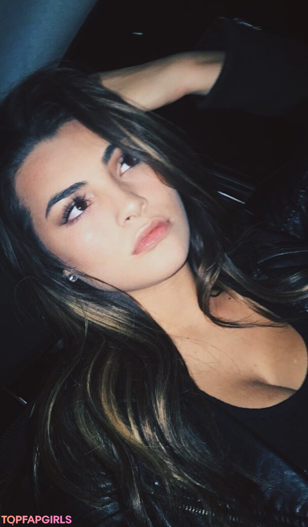 Kylie Manue art actress gallery