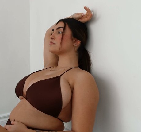 twin girls onlyfans best picture