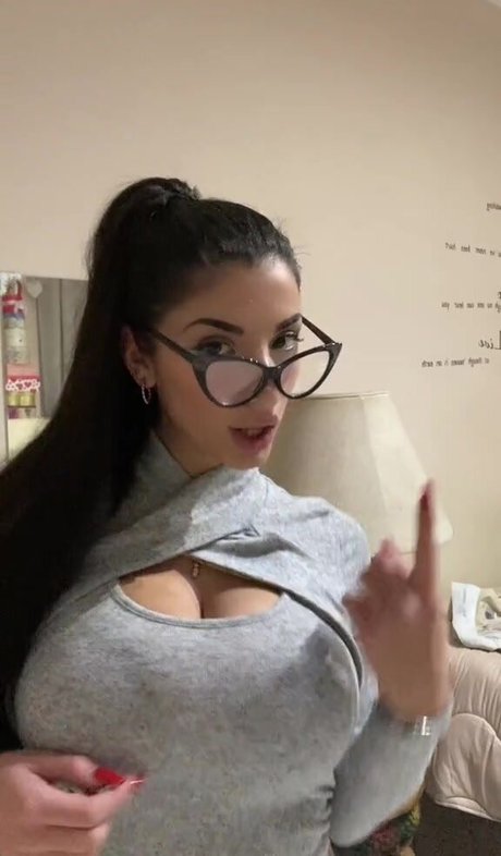 Ika exclusive pornstar pictures