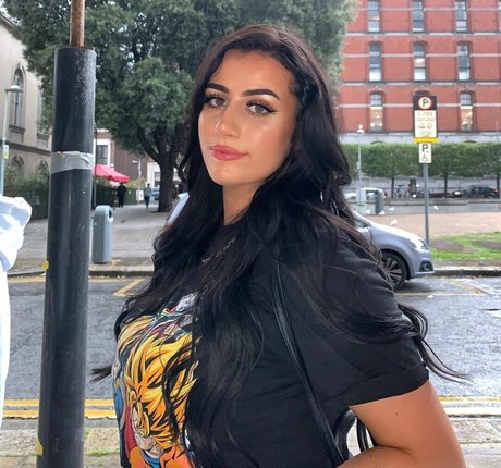 black squirt onlyfans naked picture