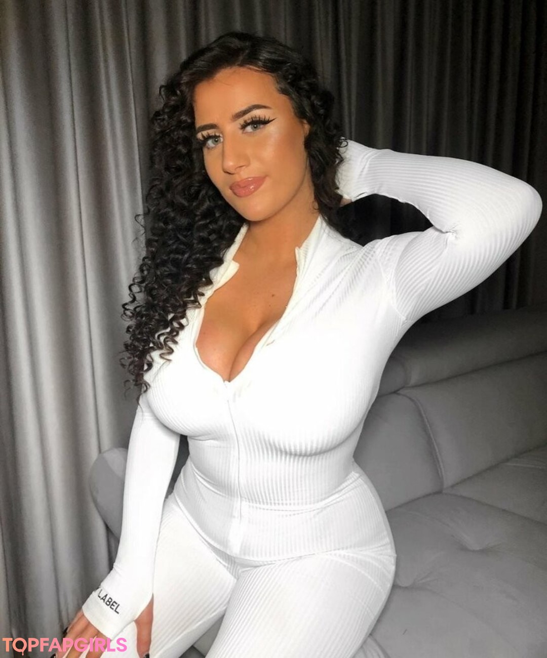 teen fisting onlyfans sexy picture