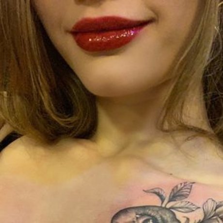 Giuliana Capitani pornstar erotic img