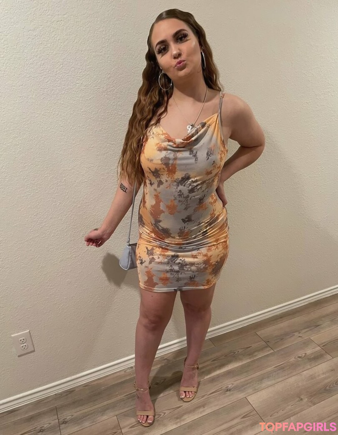 Peach Bae model porn images