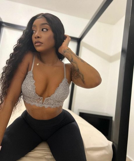 blonde secretary onlyfans free naked gallery